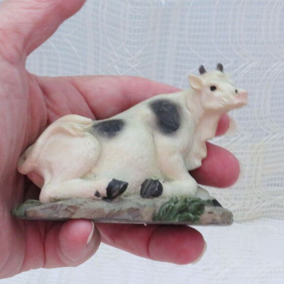 K's Collection Resin Holstein Cow Figurine for Farm Decor Collectors - Picture 4 of 7